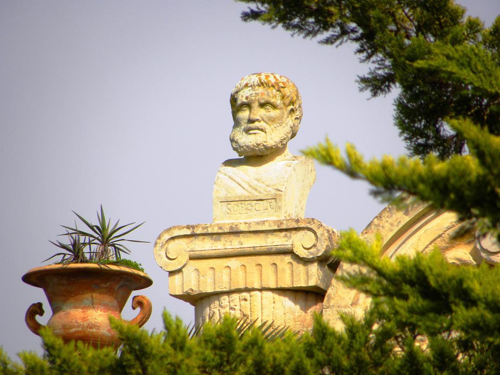 Villa Maggiulli Alfieri - Dimora Storica Lecce Bagian luar foto